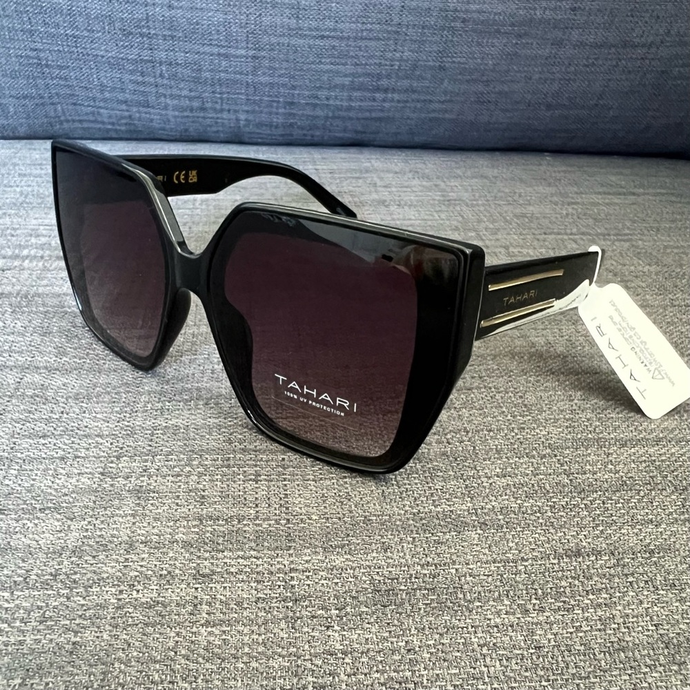 NWT TAHARI SUNGLASSES EYEWEAR ACCESSORY